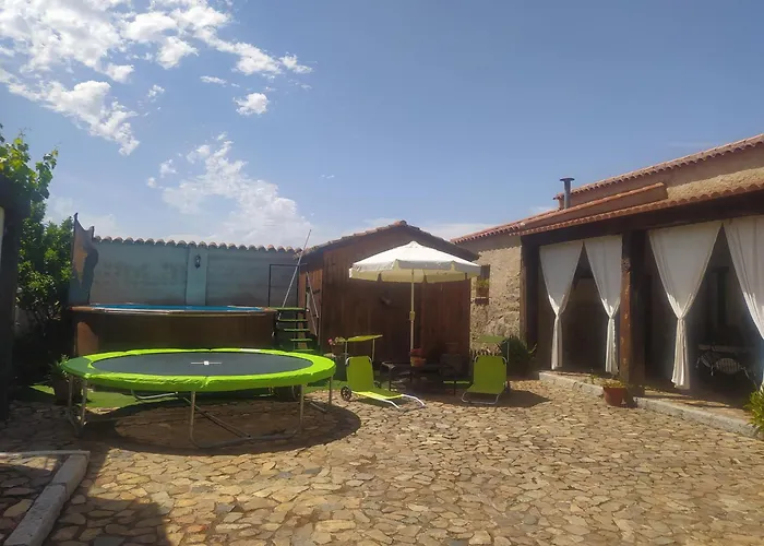 Dom wakacyjny El Cercon De Candelo *